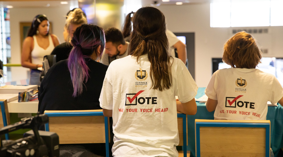 Suffolk students gather together at a voter registration rally.