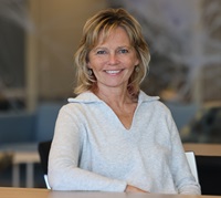 Portrait of Brenda Bond. 
