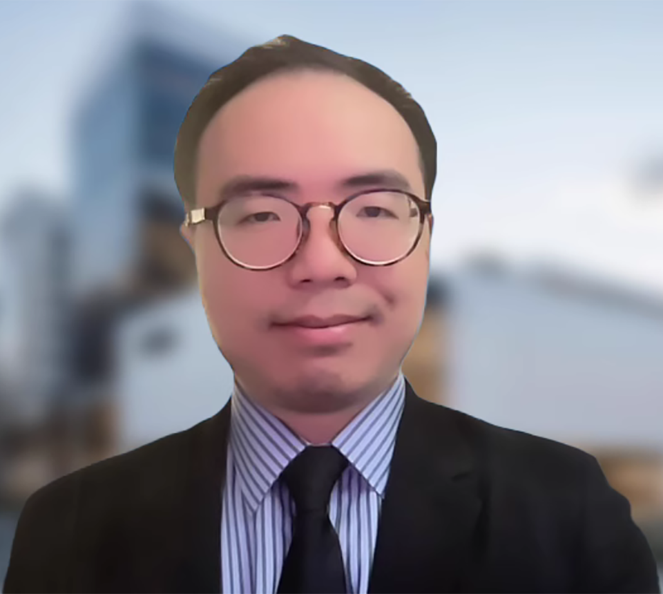 Portrait photo of Yuming He