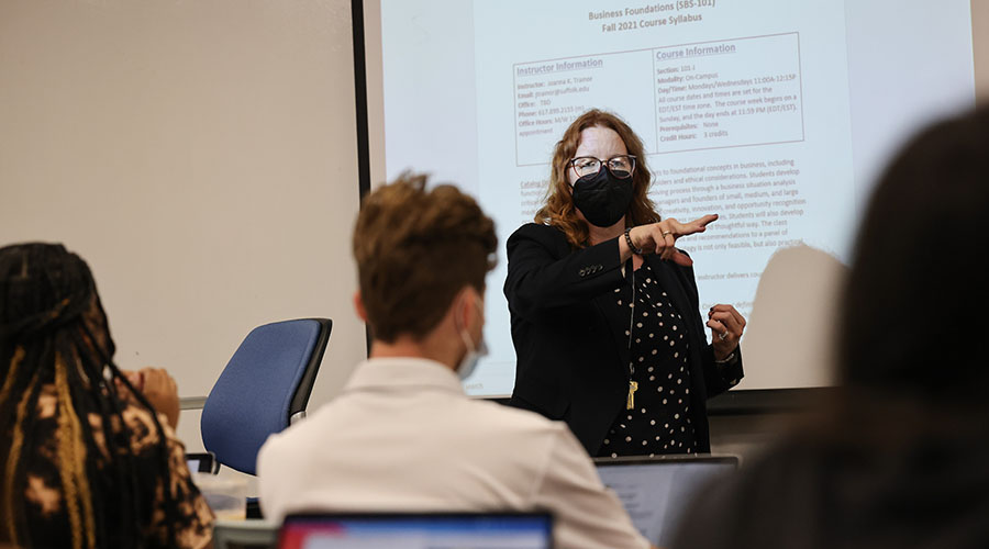 Professor calls on student during first day of classes