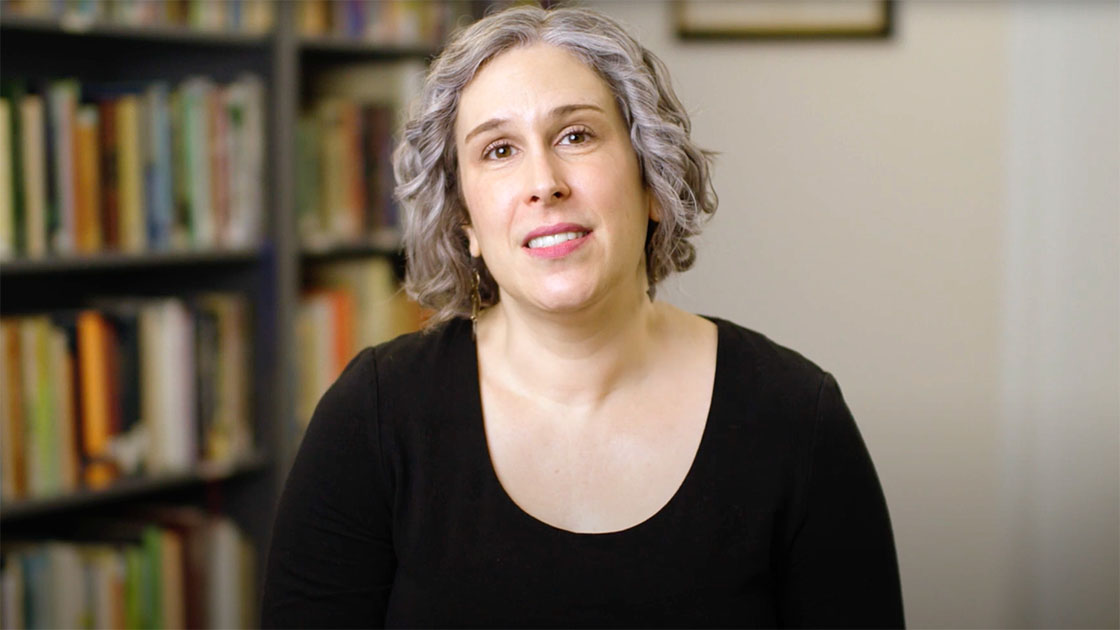 In this video, Department Chair Amy Monticello describes the versatility of Suffolk's English program and the benefits of studying literature in downtown Boston.