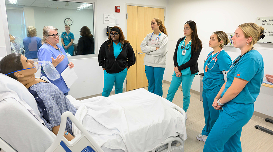 Get hands-on experience here in Boston through Suffolk Unviersity