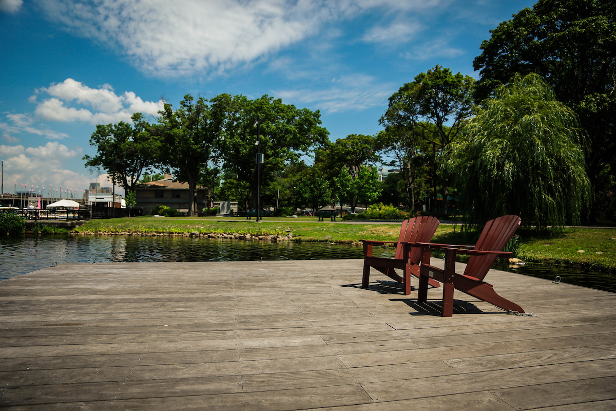 A leisurely stroll along the Esplanade and Charles River in Boston