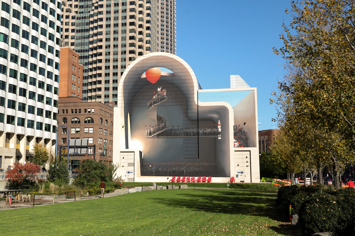 Suffolk students walk around in Boston's Rose Kennedy Greenway area.