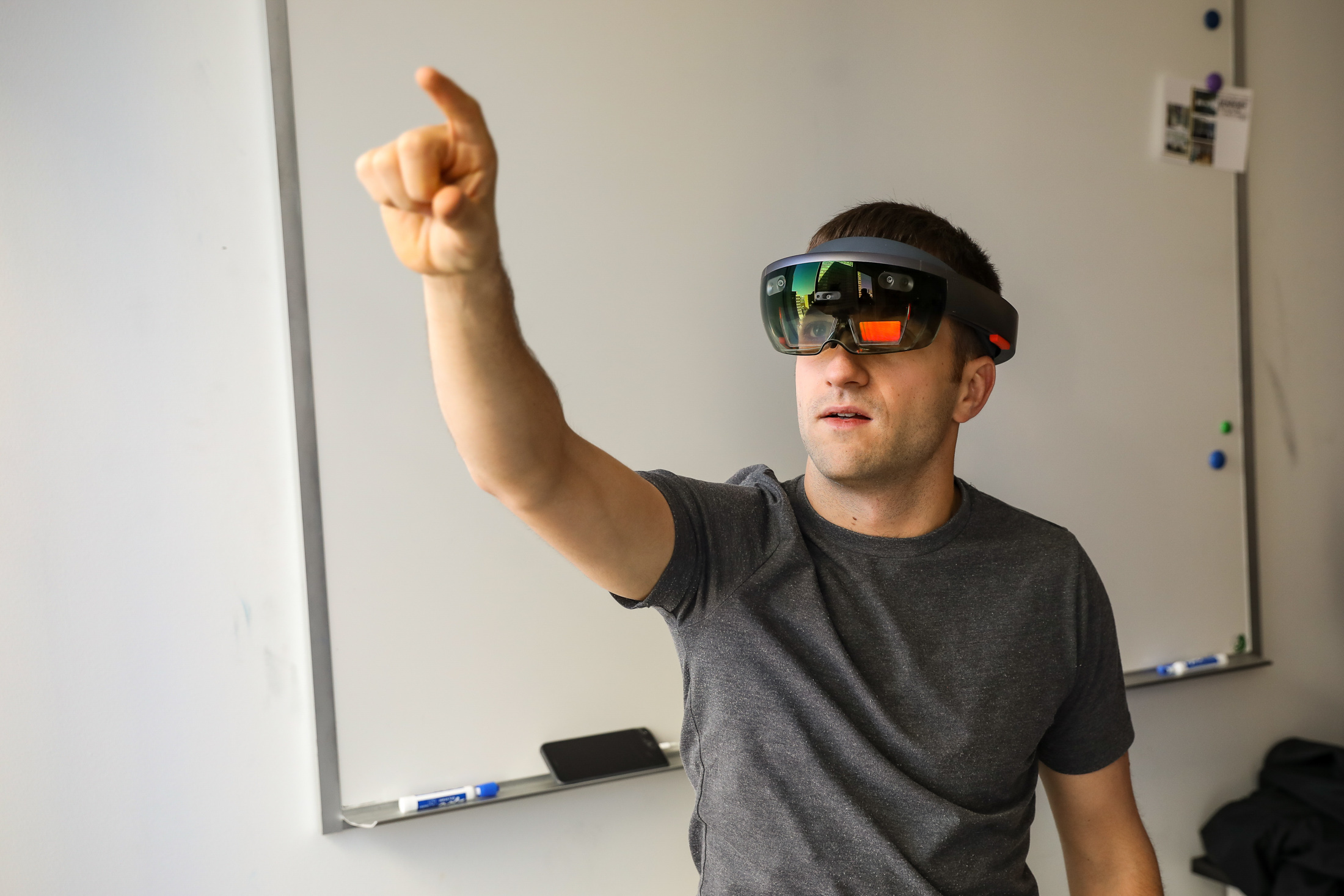 Student pinching while using VR headset