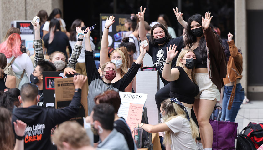 Suffolk students gather on Roemer Plaza for the annual Involvement Fair.