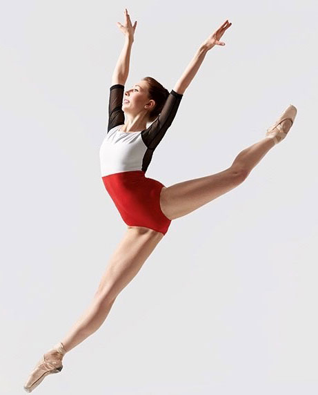 Alexandra Polaski dancing ballet