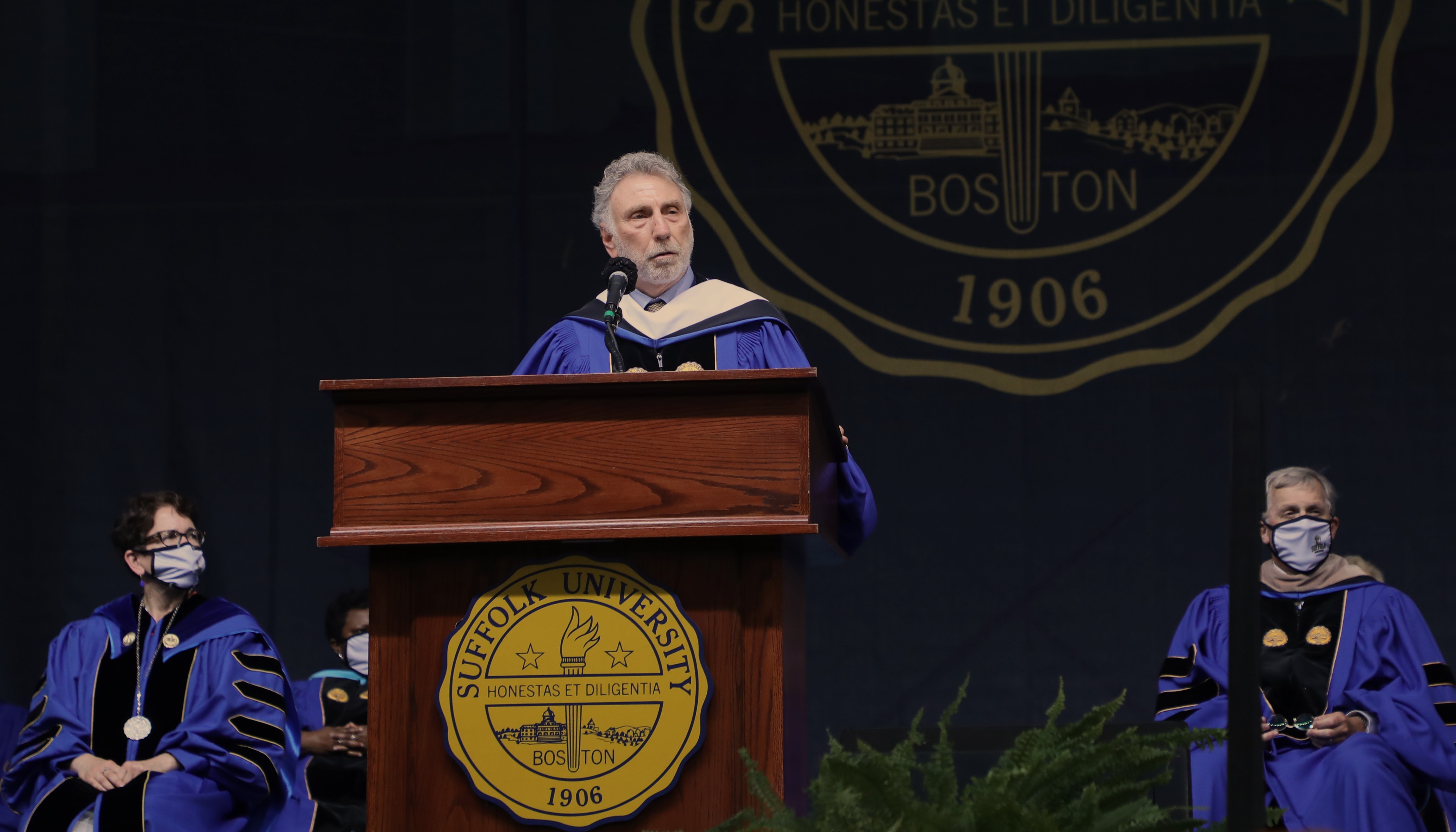 Marty Baron speaks at the 20201 College of Arts & Sciences Commencement
