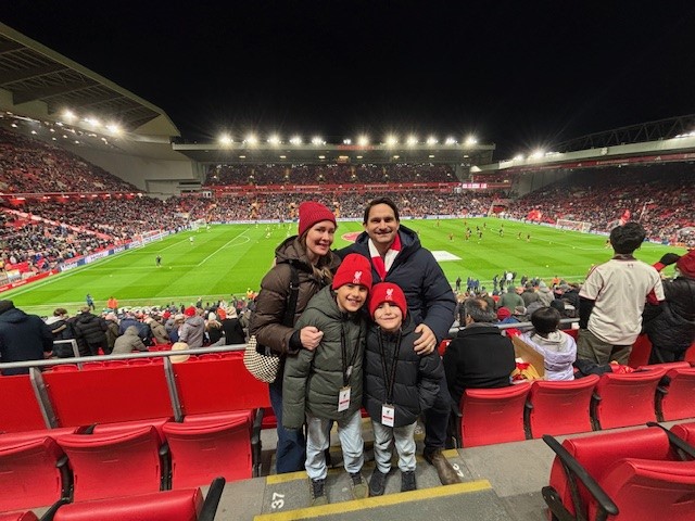 Michael Rueda and family