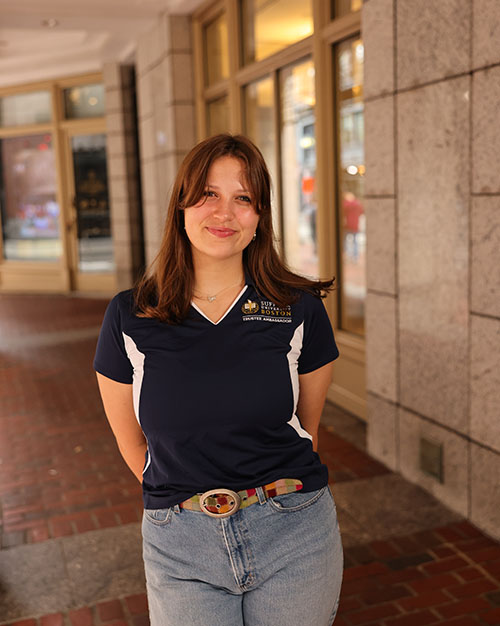 Headshot of Ella Weinmann